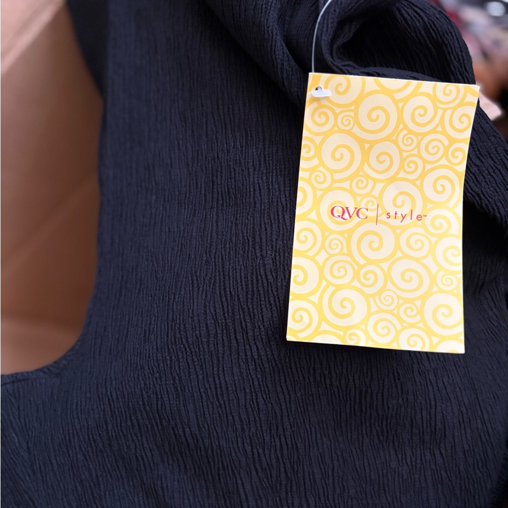 QVC Black Textured Fabric cotton/poly pull on dress pants soooooo conmfy